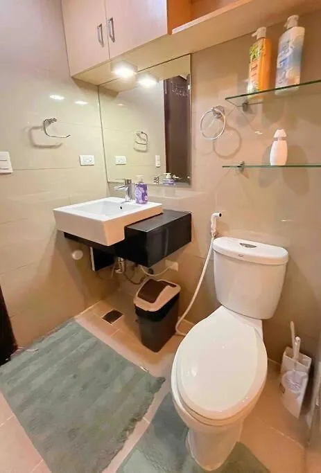Apartment Venice Luxury Residence Linked To Venice Mall, Nr Naia Manila