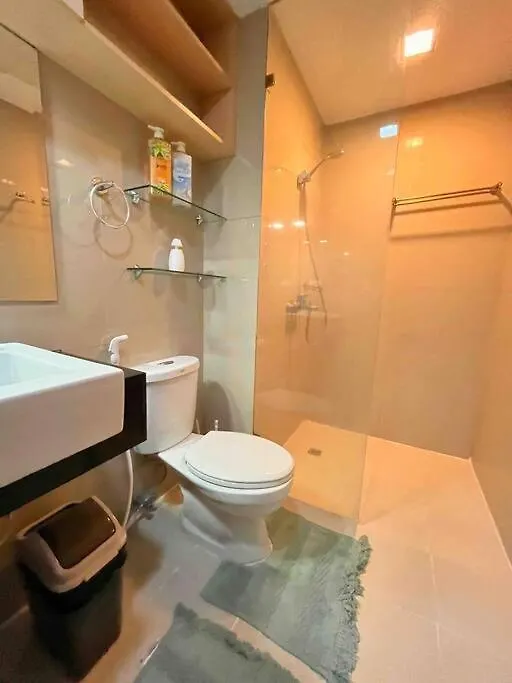 Venice Luxury Residence Linked To Venice Mall, Nr Naia Manila 0*,